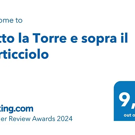 Sotto La Torre E Sopra Il Porticciolo