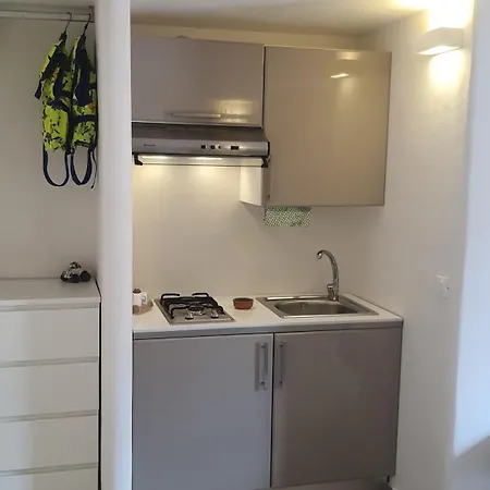 בית הארחה Sotto La Torre E Sopra Il Porticciolo 3*